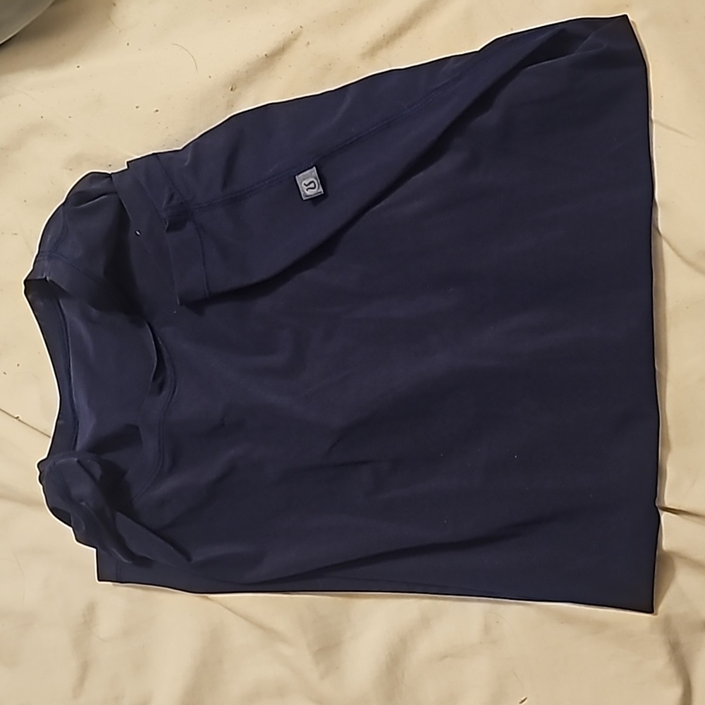 Long sleeve lululemon shirt